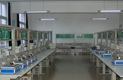 四川机电技术学校（四川矿产机电技师学院）标志