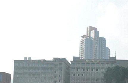 重庆工业管理职业学校标志